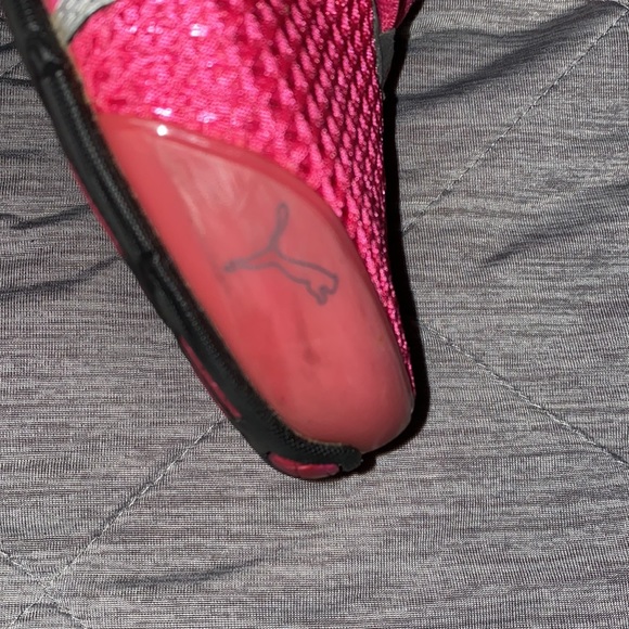 Puma pink and gray running shoes. Preloved. Size 8 - Picture 7 of 10